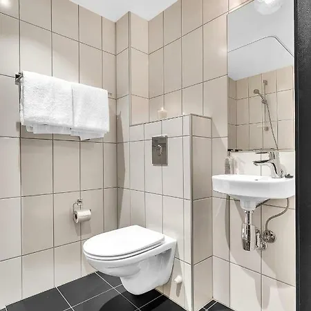 Forenom Aparthotel 2*